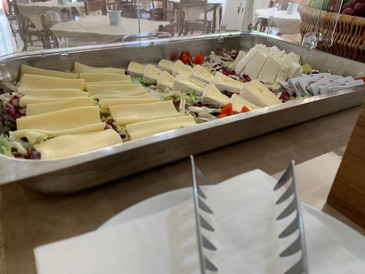 Hotel Levante Convenzionato Oltremare E Italia In Miniatura Riccione Dış mekan fotoğraf